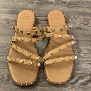 Sandals, size 7